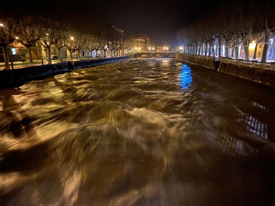 Els efectes del temporal Glòria amb el creixement del riu Daró