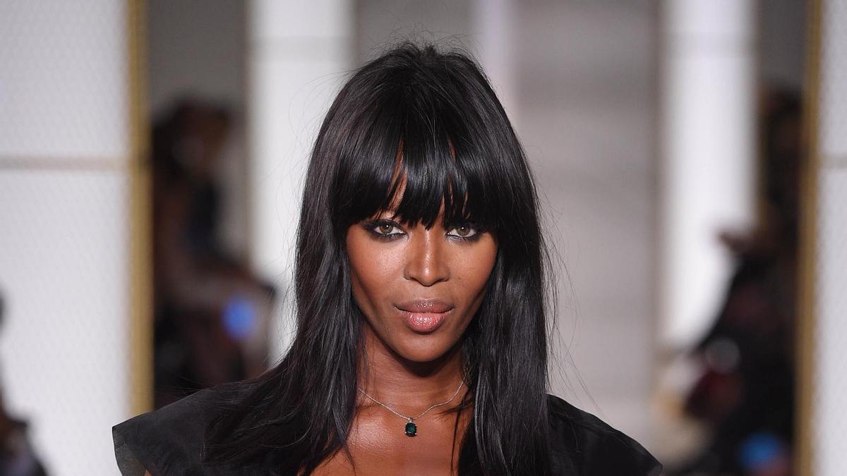 Naomi Campbell sobre la pasarela