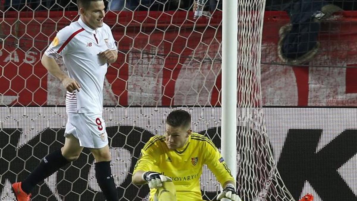 Gameiro batió por dos veces al meta Vaclik