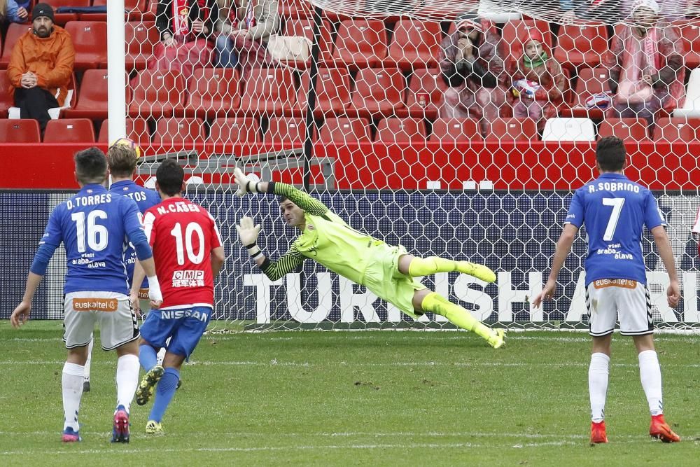 El partido entre el Sporting y el Alavés, en imágenes