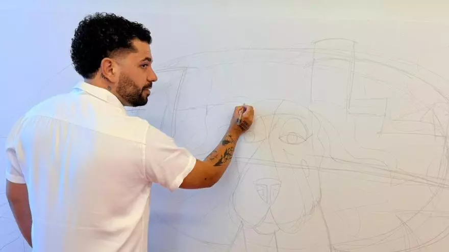 Marcelo Mellino abre una galería de arte en pleno paseo de la playa de Las Canteras