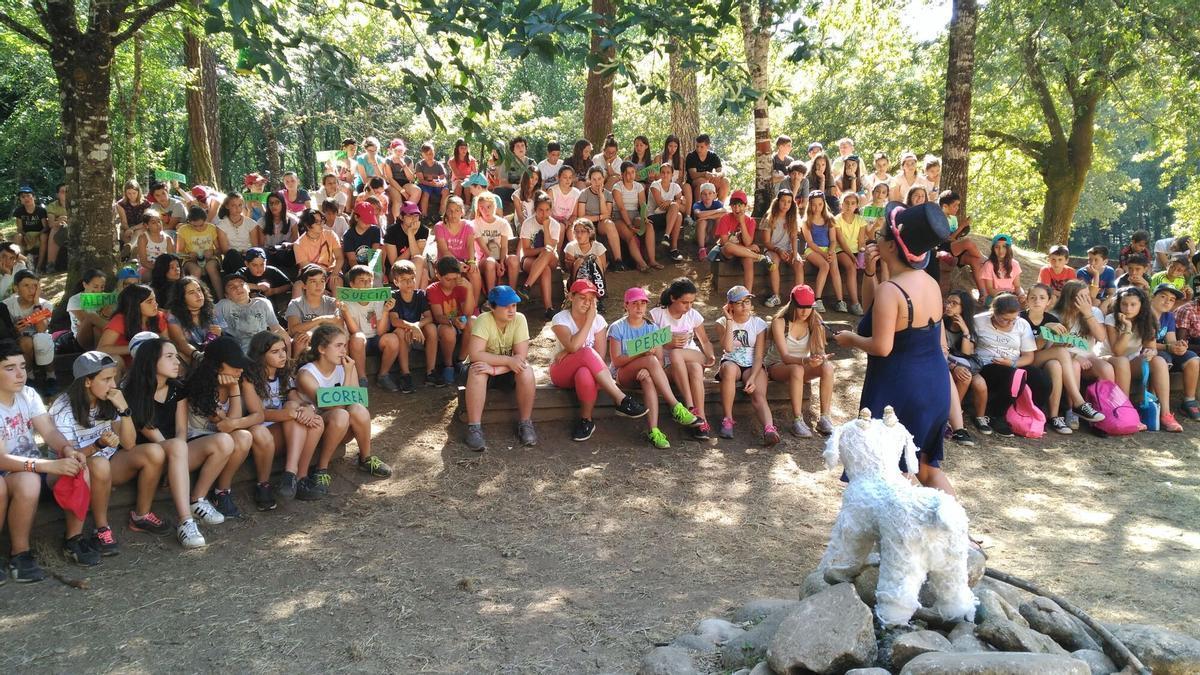 Niños en un campamento de verano de la Xunta.