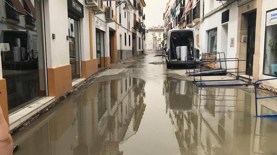 Imagen de la calle Santa María de Gracia inundada.