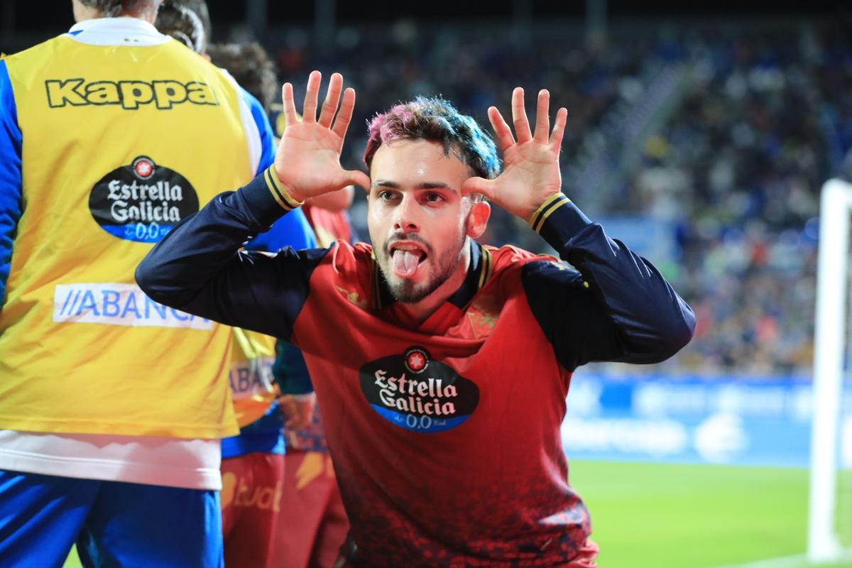 David Mella celebra su gol ante el Zaragoza