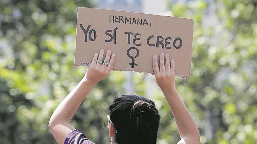 La comisión de los delitos sexuales se planta y pide paridad a Justicia