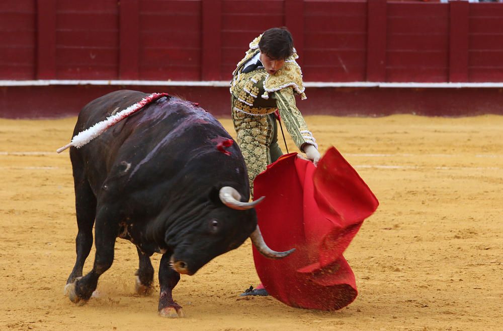 Castella y Talavante dan brillo a la tarde en Málaga