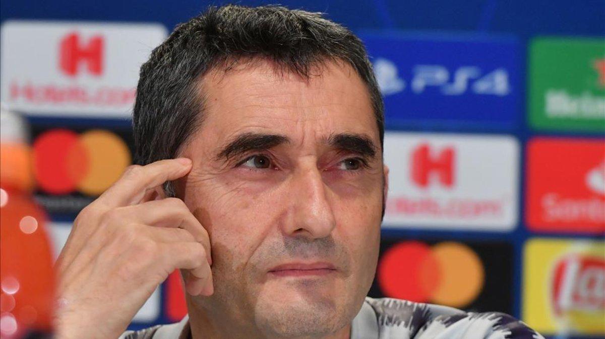 Valverde, en la rueda de prena en Eindhoven