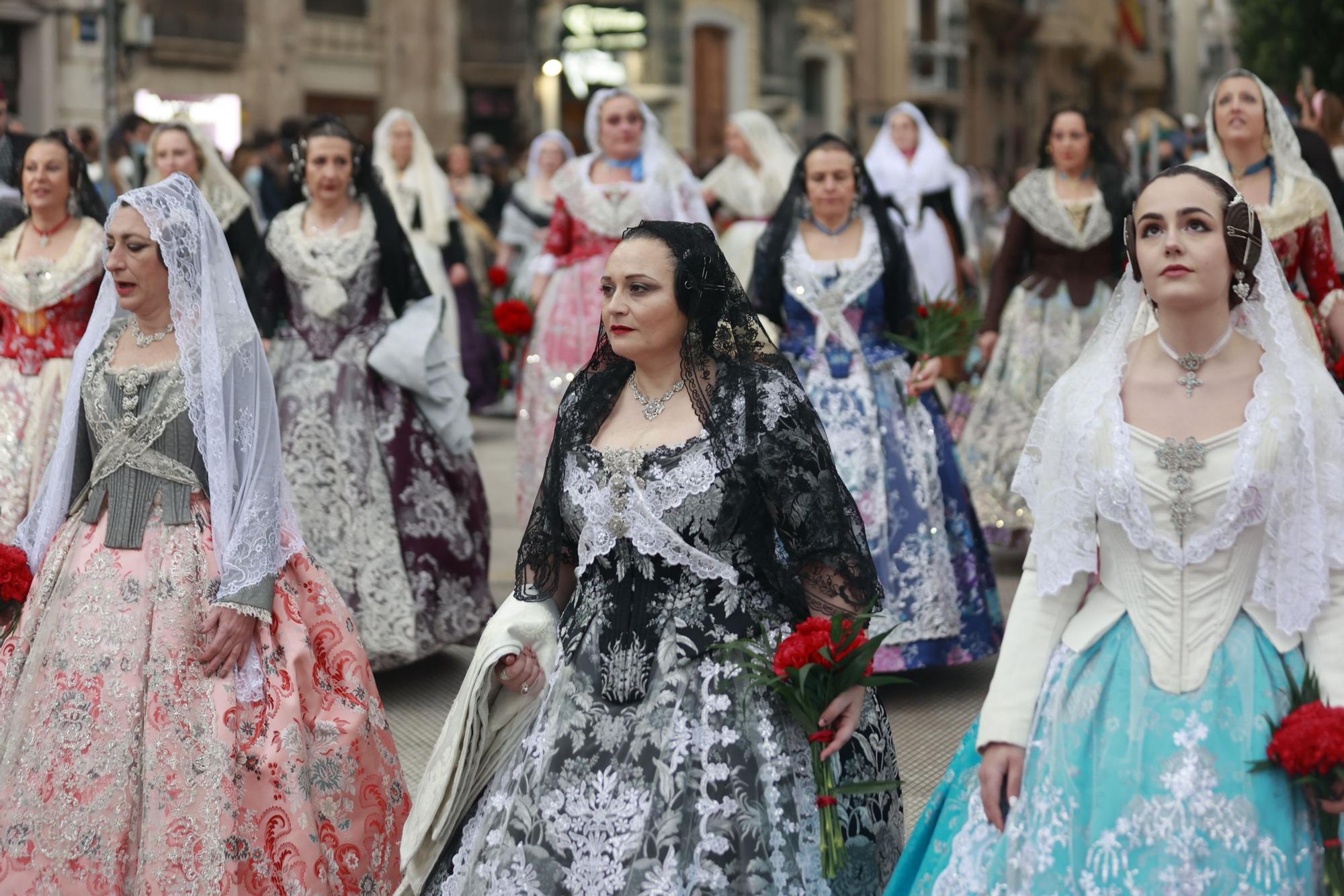 Búscate en el segundo día de ofrenda por la calle Quart (entre las 18:00 a las 19:00 horas)