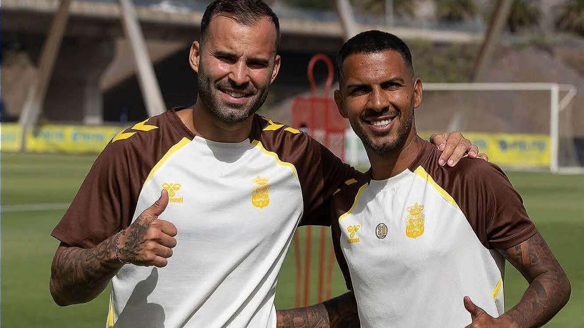 Jesé Rodríguez y Jonathan Viera, en Barranco Seco, en imagen de archivo de la pretemporada.