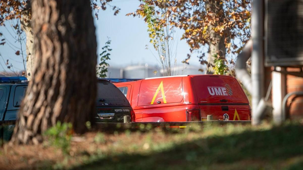 Un vehículo de la UME donde se han detectado focos de peste porcina en Barcelona.