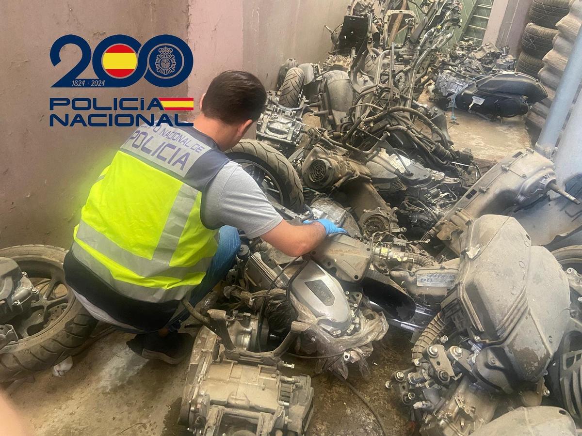 Desmantelada una banda que utilizaba talleres clandestinos para vender motos robadas