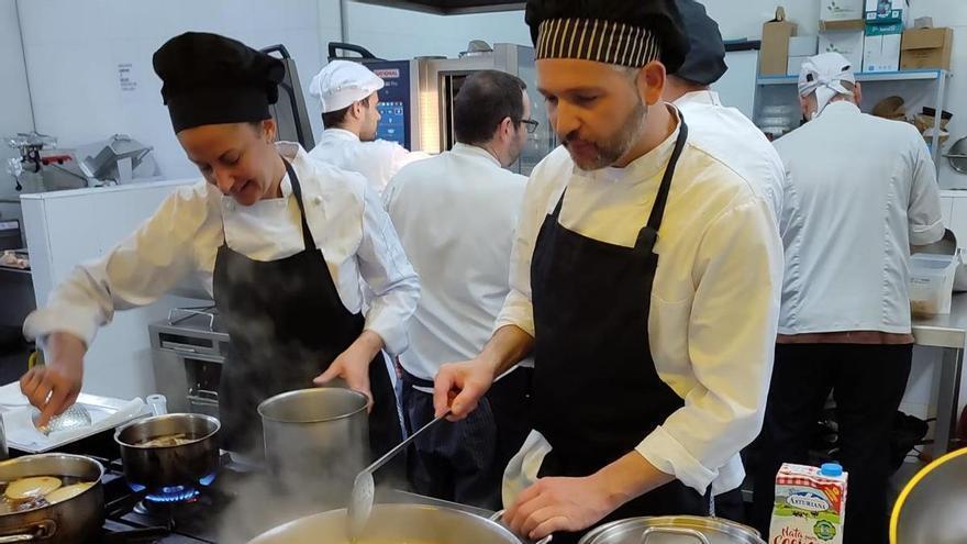 Un buffet para comerse la rampa y la variante de Pajares a todo tren