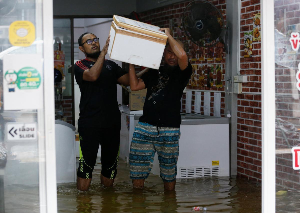 Bangkok amanece bajo el agua tras la peor tormenta del año