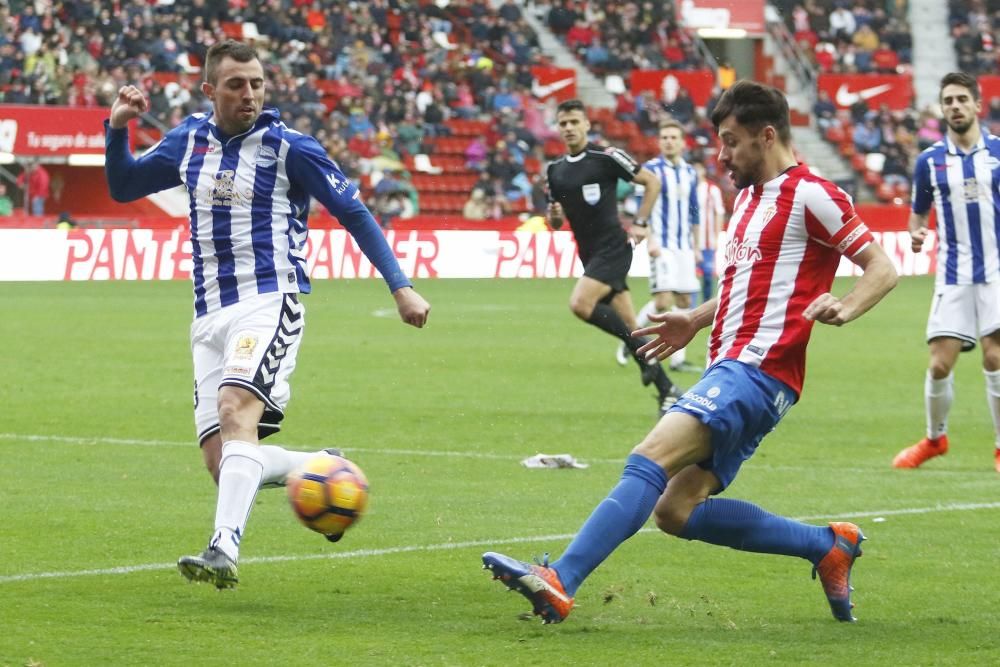 El partido entre el Sporting y el Alavés, en imágenes