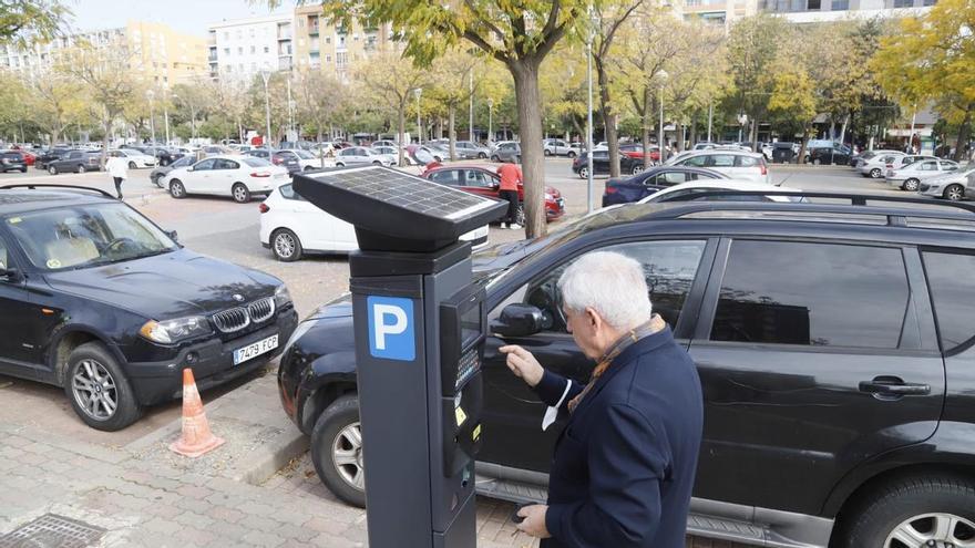 El Ayuntamiento ampliará las autorizaciones de vecinos para aparcar en la plaza de toros