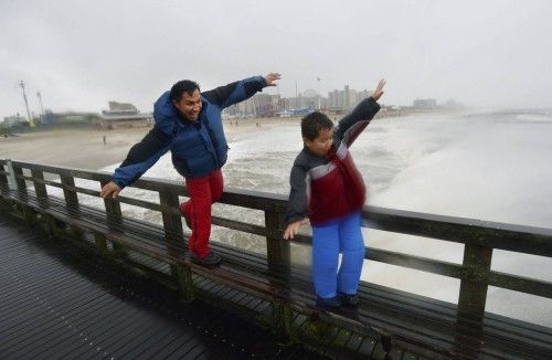 "SANDY" TOCARÁ TIERRA HOY EN NUEVA JERSEY CON VIENTOS DE 150 KILÓMETROS/HORA