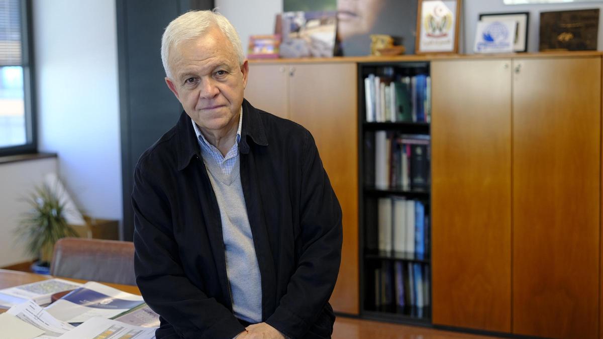 Carmelo Ramírez, secretario de Organización de Nueva Canarias-Bloque Canarista y consejero del Cabildo de Gran Canaria, posa para la entrevista,.