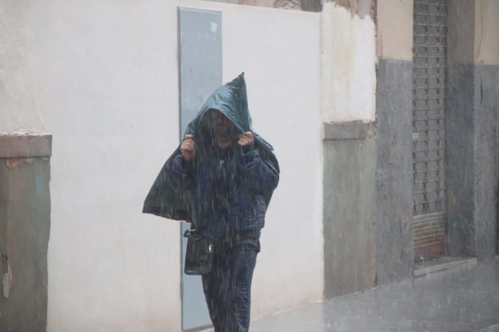 Así está lloviendo en la Vega Baja