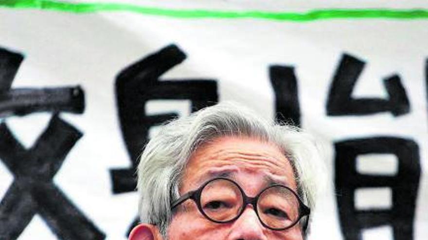 Muere el Nobel Kenzaburo Oé, el japonés pacifista con alma europea
