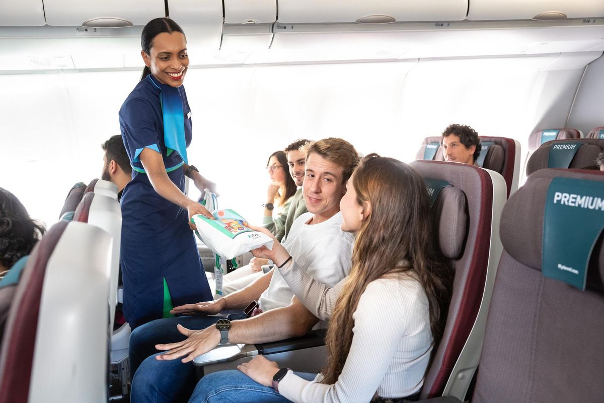 “Fly your way”, la aerolínea invita a di- señar el trayecto a medida.