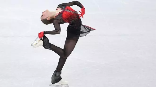 El TAS permite a Valieva, sospechosa de dopaje, competir en patinaje