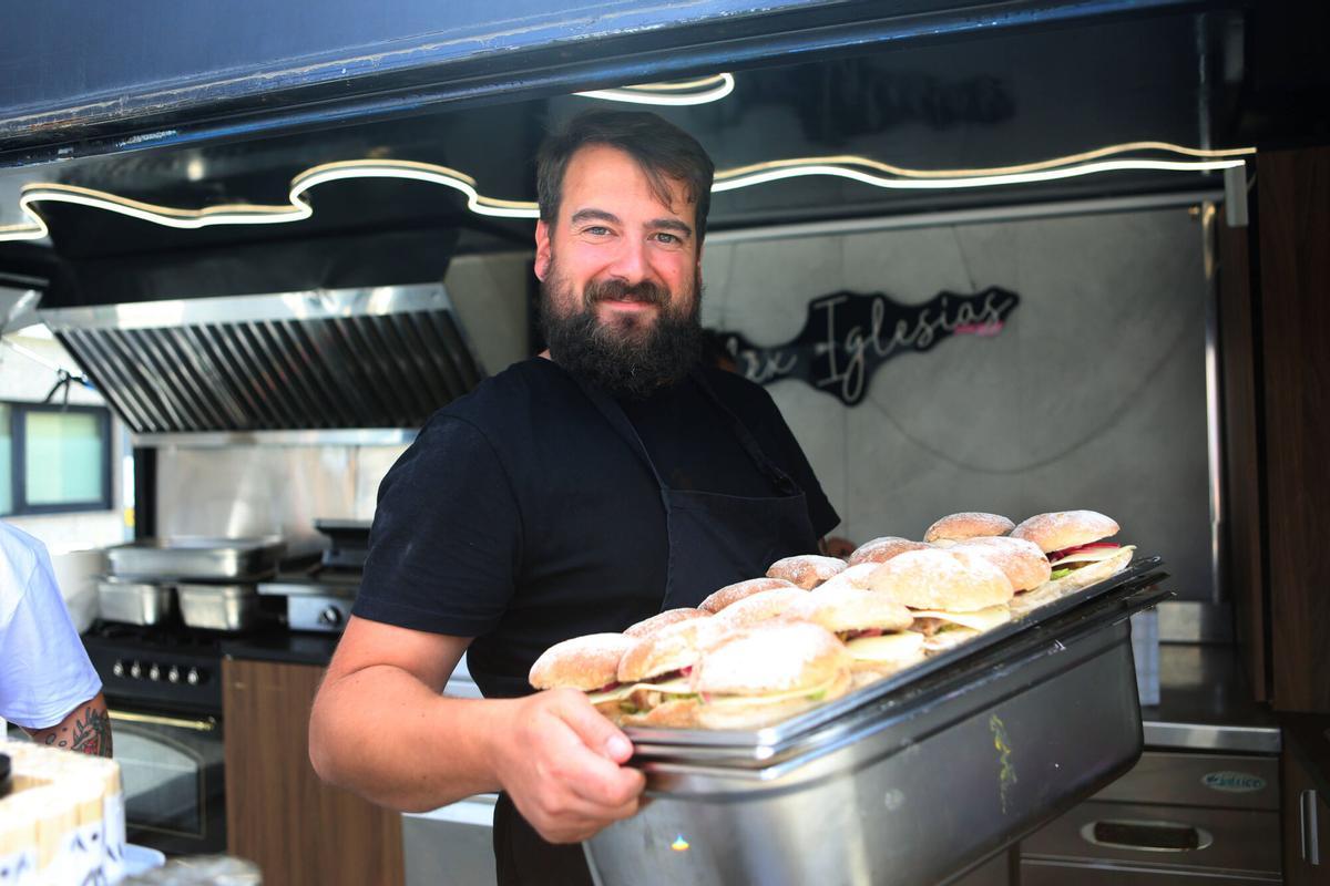 El chef Álex Iglesias participó en el primer turno de degustación.