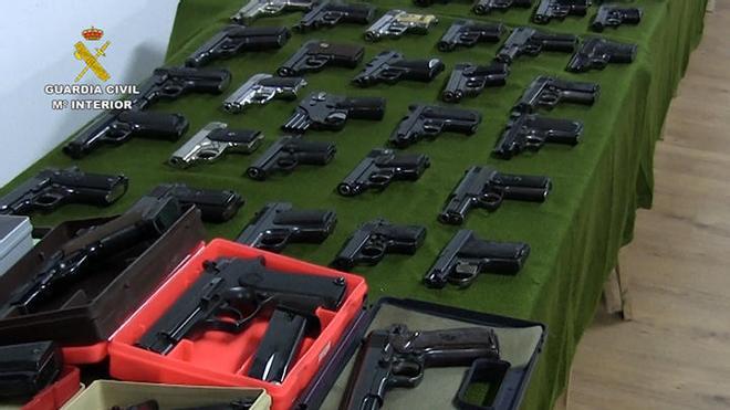 Armas incautadas por la Guardia Civil en Asturias y Madrid en la operación de 2018