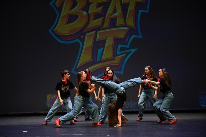 Los bailarines vigueses copan los podios del Mundial de hip-hop de Narón