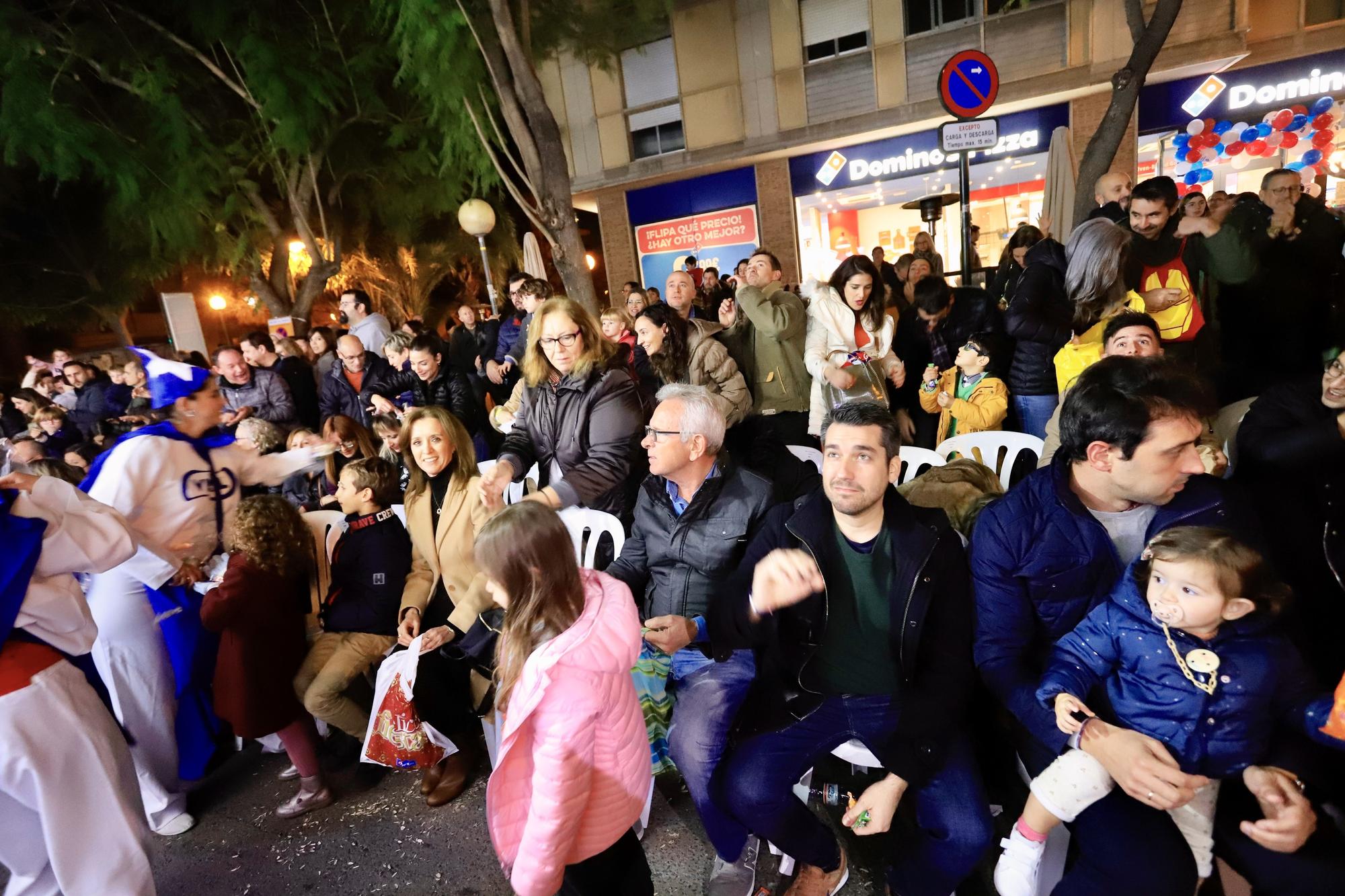 Los Reyes Magos desfilan por Murcia