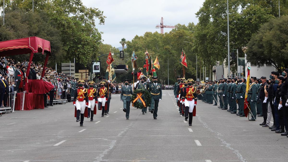 Parada militar y desfile de la Guardia Civil en Córdoba