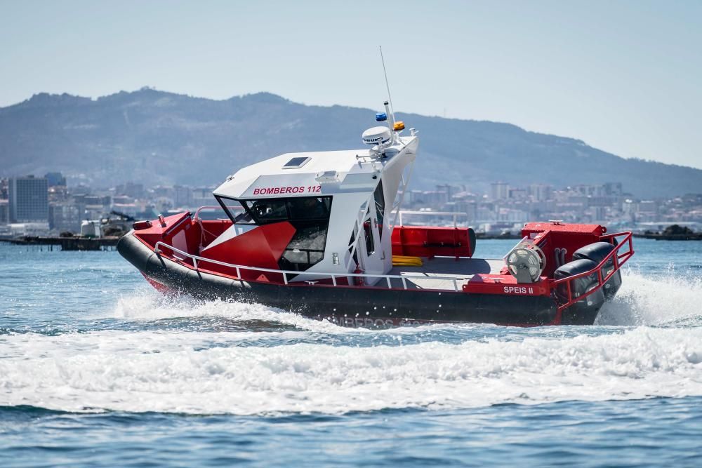 La embarcación servirá para actividades subacuáticas, de rescate y lucha contra incendios en Alicante.