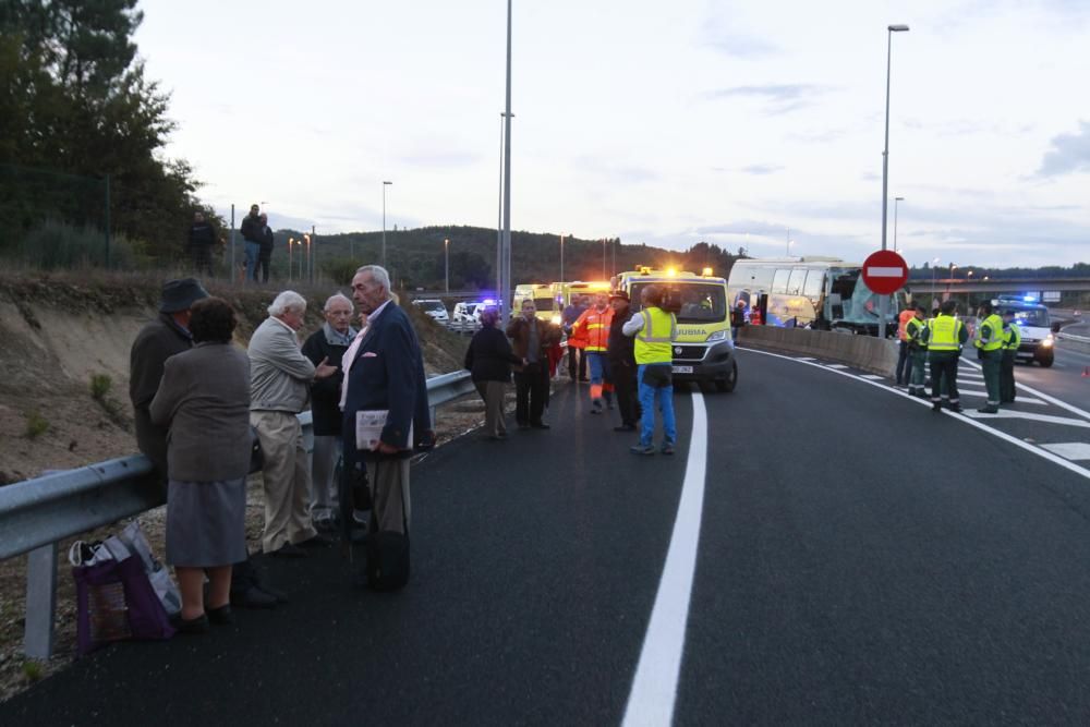 Accidente de autobús en Piñor