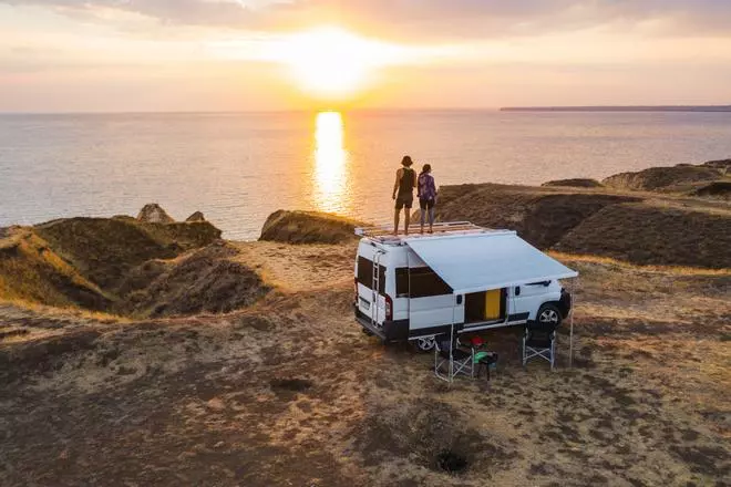 3 productos que necesitas para tu próximo viaje en caravana