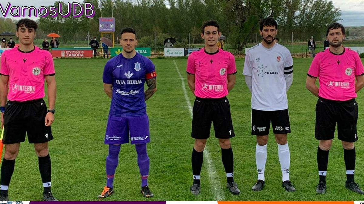 Los capitanes, antes del partido