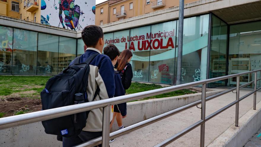 Guanyar pide dar marcha atrás con la reubicación de la biblioteca de la Uixola en Rodes