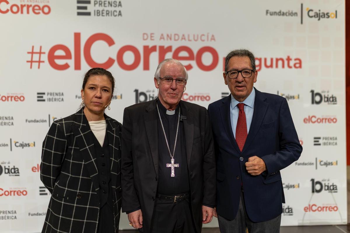 Fotogalería | #ElCorreoPregunta con el arzobispo de Sevilla, José Ángel Saiz Meneses Fotogalería | #ElCorreoPregunta con el arzobispo de Sevilla, José Ángel Saiz Meneses