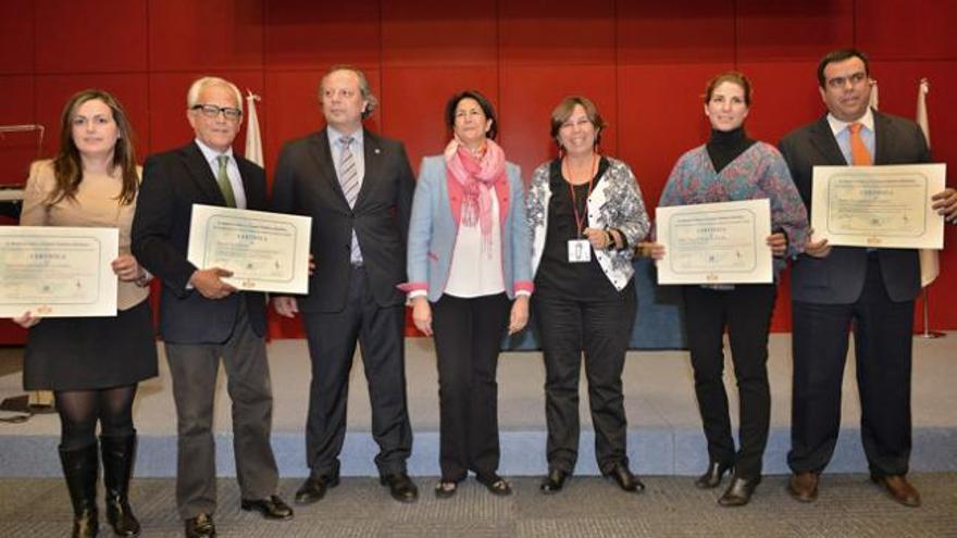 Las Canteras recibe el certificado de Q de calidad turística en Fitur 2013.