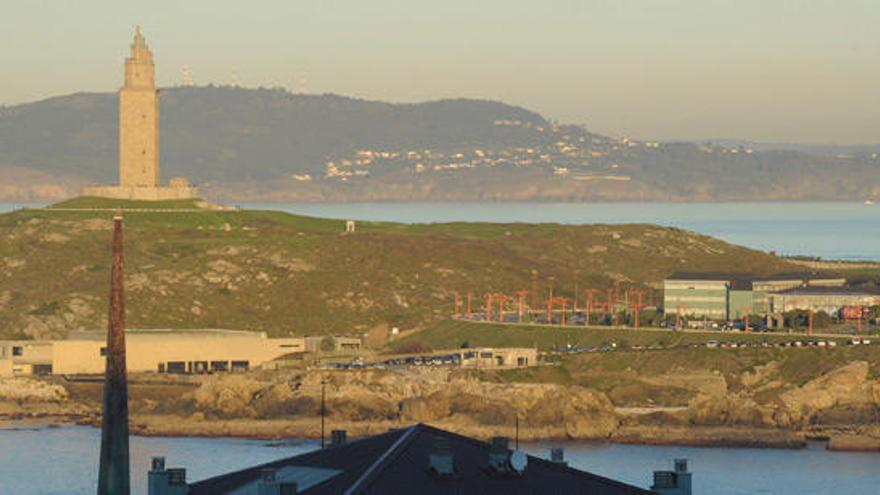 Vista de A Coruña un día invernal soleado.