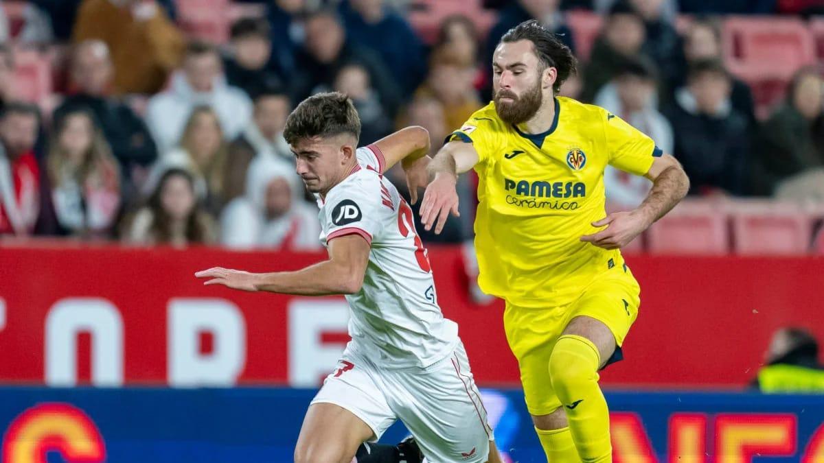 El gol anulado a Brereton Díaz en el Sevilla-Villarreal traiciona el espíritu del VAR