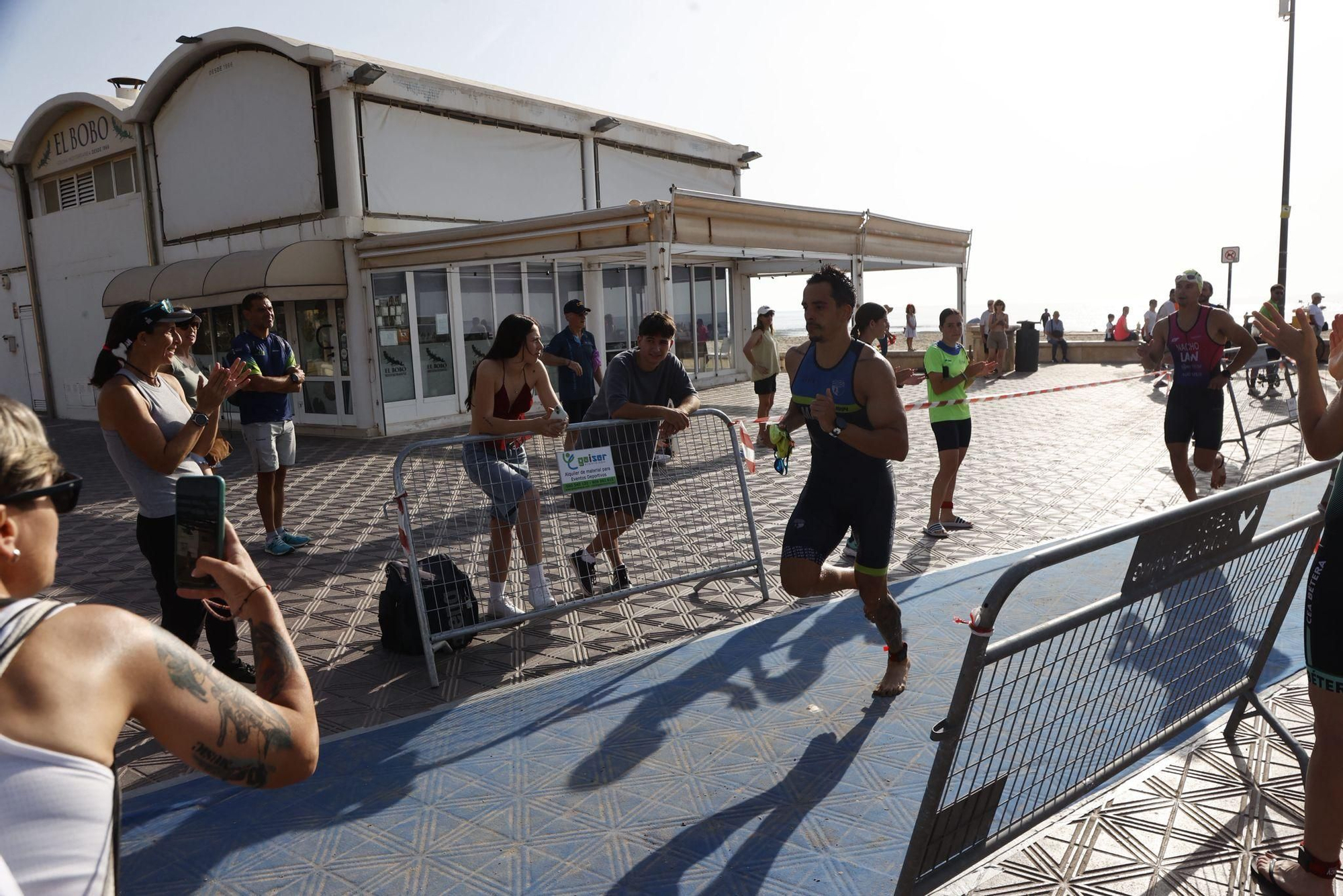 Las mejores imágenes del Mediterránea Triatlón de València