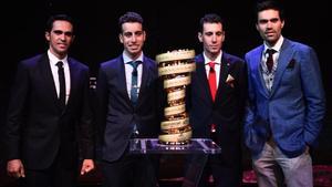 Contador, Aru, Nibali y Dumpulin en la presentación del Giro 2018