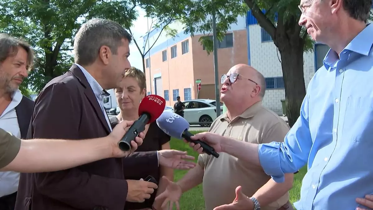 El hombre que increpó a Mazón: "No tiene que hablar conmigo, sino con las víctimas"