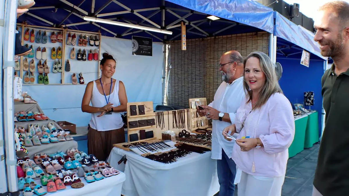Arranca la segunda edición de la Feria de Artesanía de Puerto del Carmen