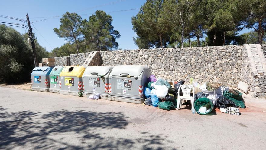 La huelga de basuras de Ibiza en la prensa británica: &quot;ratas y cucarachas pululan por montañas de basura&quot;