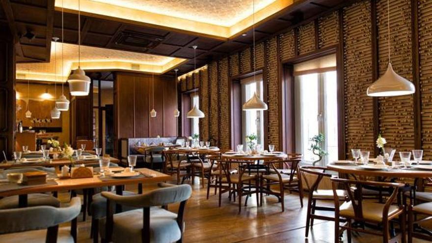 Dos nuevos restaurantes canarios entran en la Guía Michelin: del palacio a la tasca