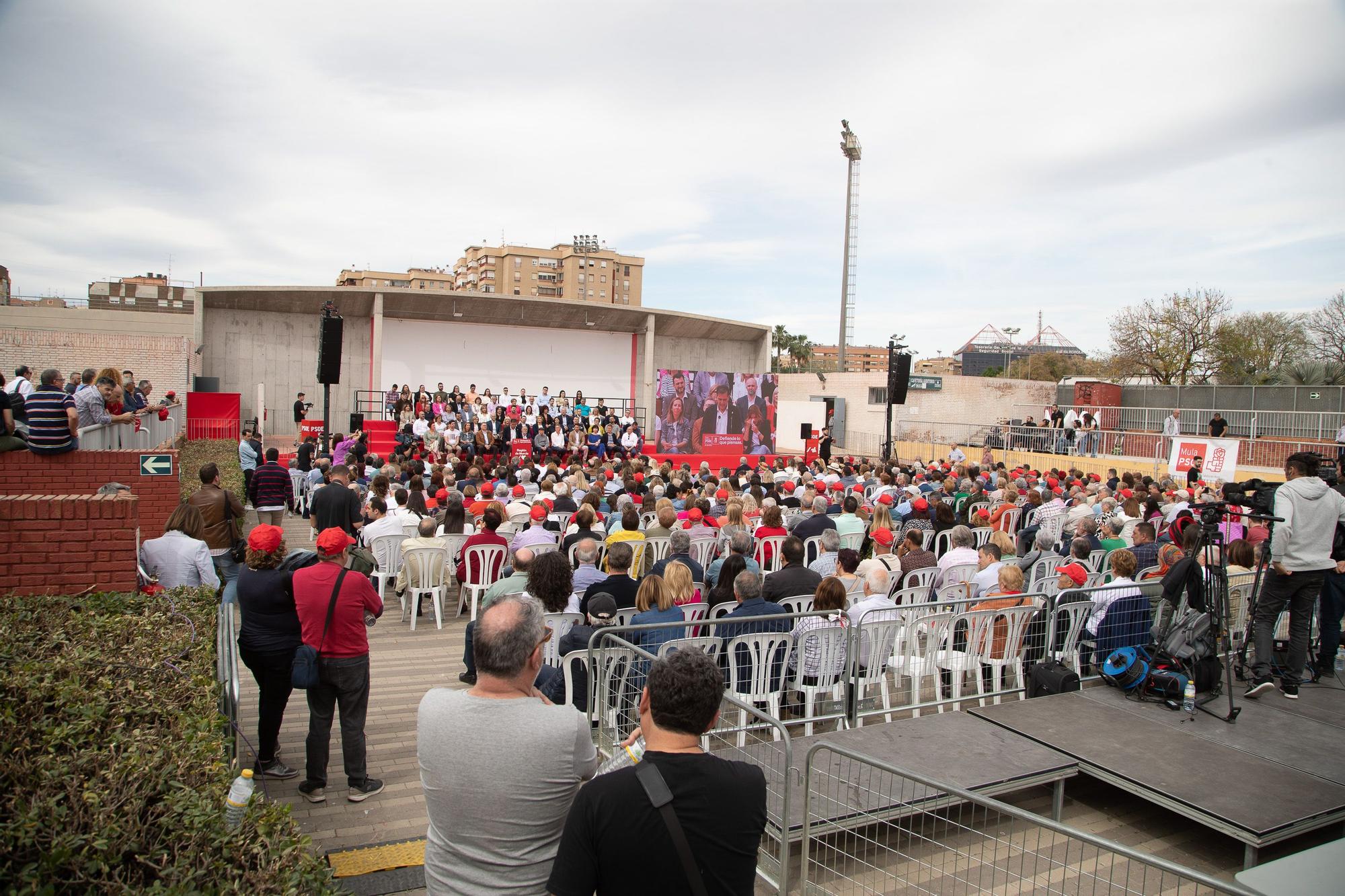 Serrano presenta su candidatura al Ayuntamiento de Murcia junto a la ministra Montero