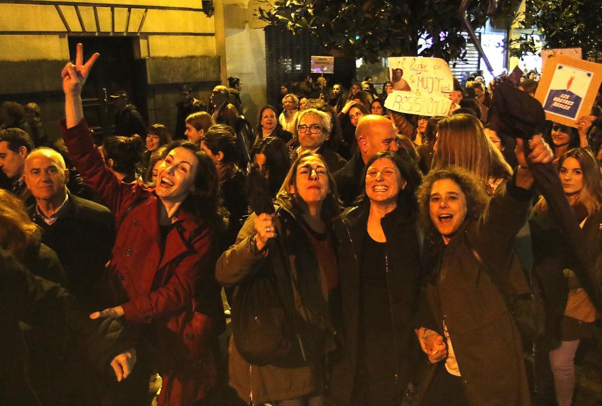 Multitudinaria manifestación del 8-M en Córdoba