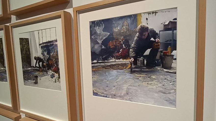 Tres ‘Totems’ de Miquel Barceló y fotos inéditas se exponen en el Centre Internacional de Fotografia Toni Catany