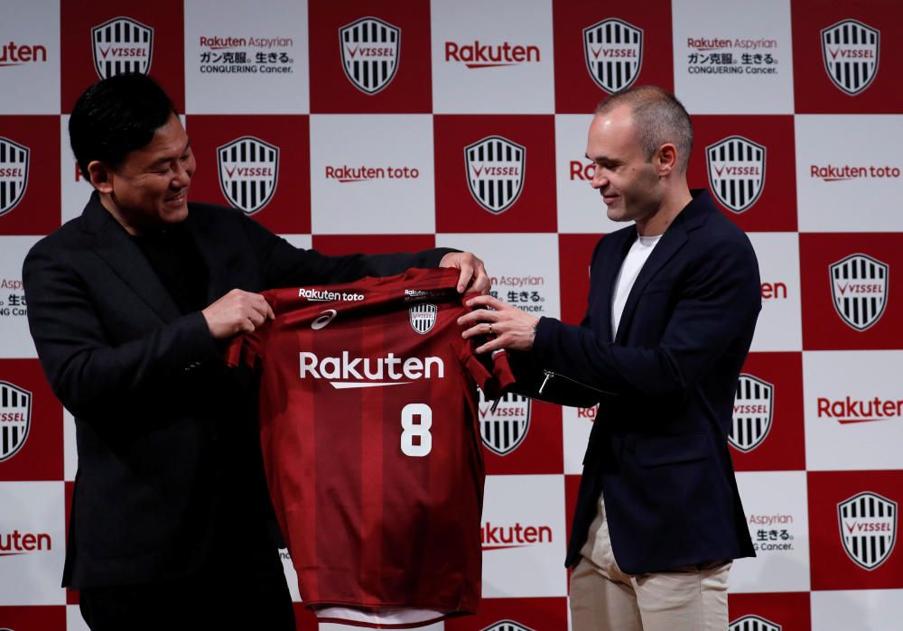 Presentació d'Andrés Iniesta amb el Vissel Kobe