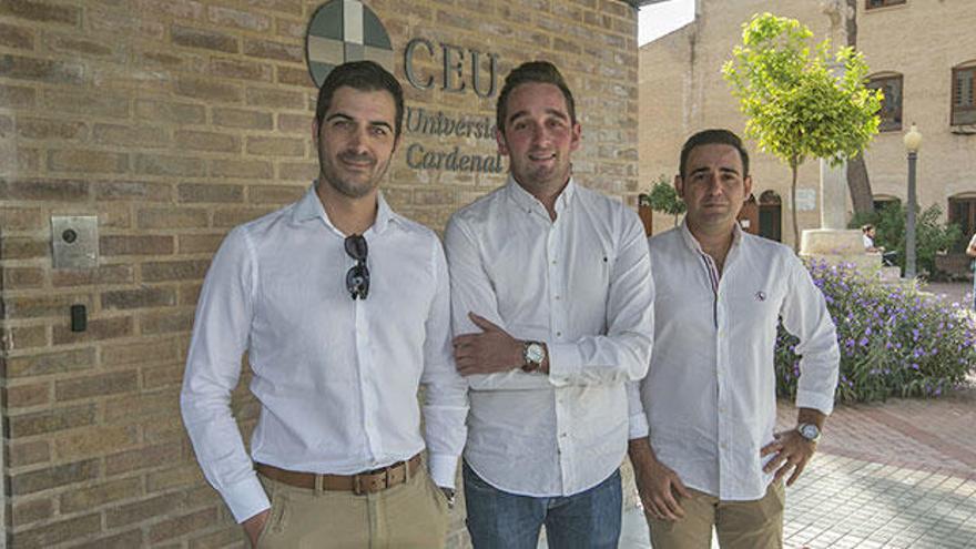 Tres exalumnos del CEU Elche impulsan la marca España exportando vinos a todo el mundo